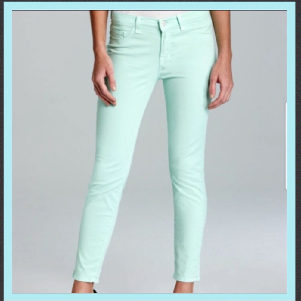 J Brand mint green skinny jeans. Size 27.